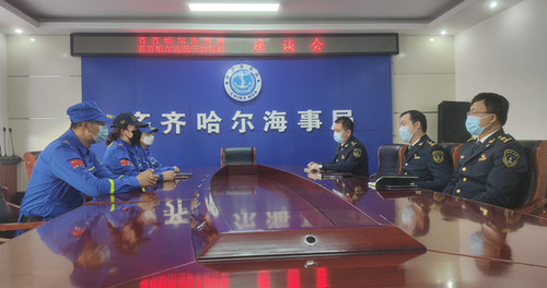 12134301bdpk.jpg